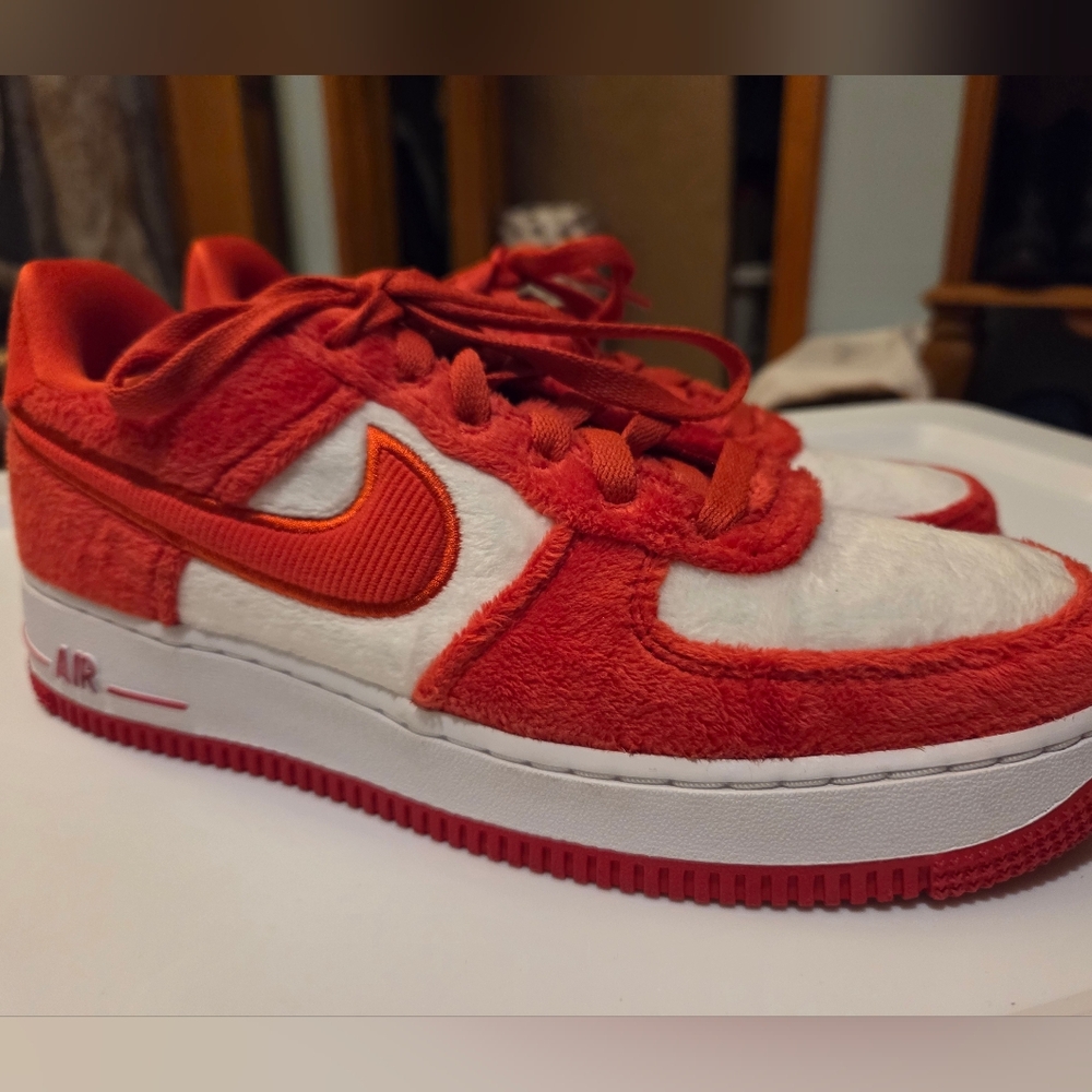 Nike Air Force 1 "Valentine's Day"